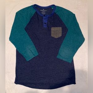 American Eagle 3/4 sleeve shirt